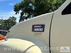 2001 GMC C6500 Flatbed Truck, With 8.1 L Gas Motor, Automatic, 11' Flatbed,