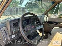 2001 GMC C6500 Flatbed Truck, With 8.1 L Gas Motor, Automatic, 11' Flatbed,