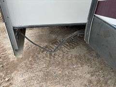 2013 Forest River Wildcat Sterling Edition Model 30 RL Fifth Wheel Camper with Gooseneck Ball Adapte