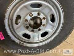 Firestone Used Tire LT 245/75/R17 On 8 Bolt Rim.