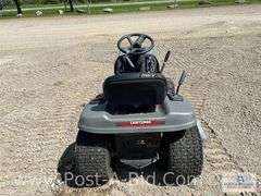 Craftsman LT 1,000 Riding Lawn Mower, With 42" Deck, Briggs And Stratton 18