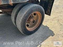 2001 GMC C6500 Flatbed Truck, With 8.1 L Gas Motor, Automatic, 11' Flatbed,