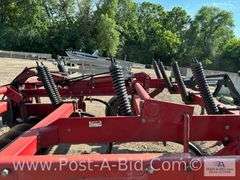 Case International Harvester 6500 Conser Till, 9 Shank, 10' 6" Wide.