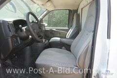 2005 Chevy 1 Ton Cube Truck, With 88, 302 Miles, 6.0 Motor, 15' Box, AM/FM