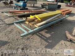 Misc. Pallet Racking Approx. 12 Crossbeams And 2 Uprights.