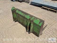 Manure Bucket For John Deere 148 Loader.