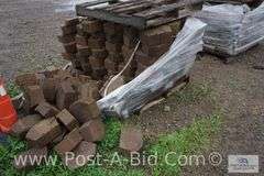 1 Pallet Of Brown Landscaping Bricks, Owner Stated, "Approx. 144 Bricks."