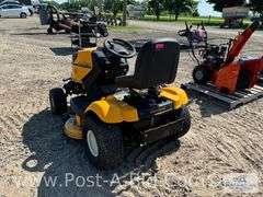 Cub Cadet 1046 Hydrostatic Riding Lawn Mower, With 42" Deck And A Kohler 20