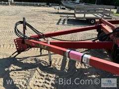Case International Harvester 6500 Conser Till, 9 Shank, 10' 6" Wide.