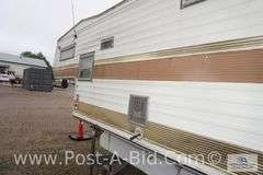 Leer Slide in Pick Up Camper, 1977, 8 1/2' Has AC, Stove, Furnace, Bathroom