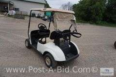2017 EZ-Go Gas Golf Cart With Golf Bag Holders, Kawasaki Gas Motor, Canopy.