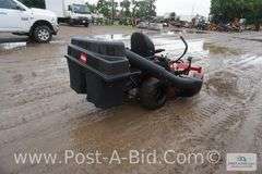 Toro Titan Zero Turn Lawn Mower With Reinforce 54" Deck, Power Bagging Syst