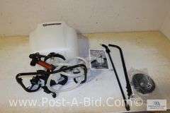 Strongway 4 Gallon 30-90 PST Backpack Sprayer, Never Used-New.