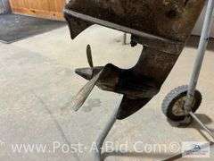 6 HP Mercury Outboard Motor, Owner Stated, "40's Era, Complete Motor- But D
