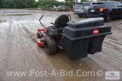Toro Titan Zero Turn Lawn Mower With Reinforce 54" Deck, Power Bagging Syst