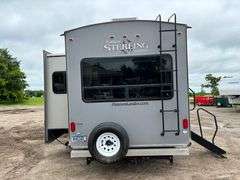 2013 Forest River Wildcat Sterling Edition Model 30 RL Fifth Wheel Camper with Gooseneck Ball Adapte