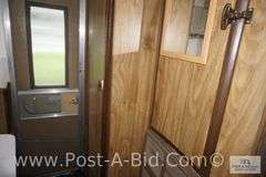 Leer Slide in Pick Up Camper, 1977, 8 1/2' Has AC, Stove, Furnace, Bathroom