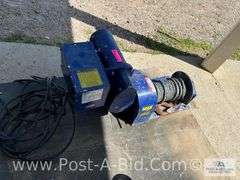 MY-TE Winch Hoist, 110 Plug In.