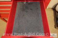 US General Red Tool Chest, 30" L x 41" T x 19" W, 5 Drawer, No Key.