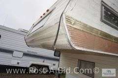 Leer Slide in Pick Up Camper, 1977, 8 1/2' Has AC, Stove, Furnace, Bathroom