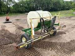 Sprayer With Boom & Spray Gun,Approx. 110 Gallon