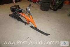 Vintage 1979-1980's Sno Runner With 134cc, 2 Stroke Single Cylinder Motor,