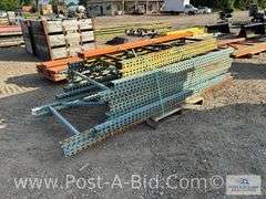 Misc. Pallet Racking Approx. 11 Uprights And 1 Crossbeam.