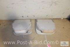 2-Boat Seats, Light Gray/Park Gray.