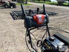 Husqvarna St 324 Snowblower, With 24" Width, Does Not Run, Serial Number #