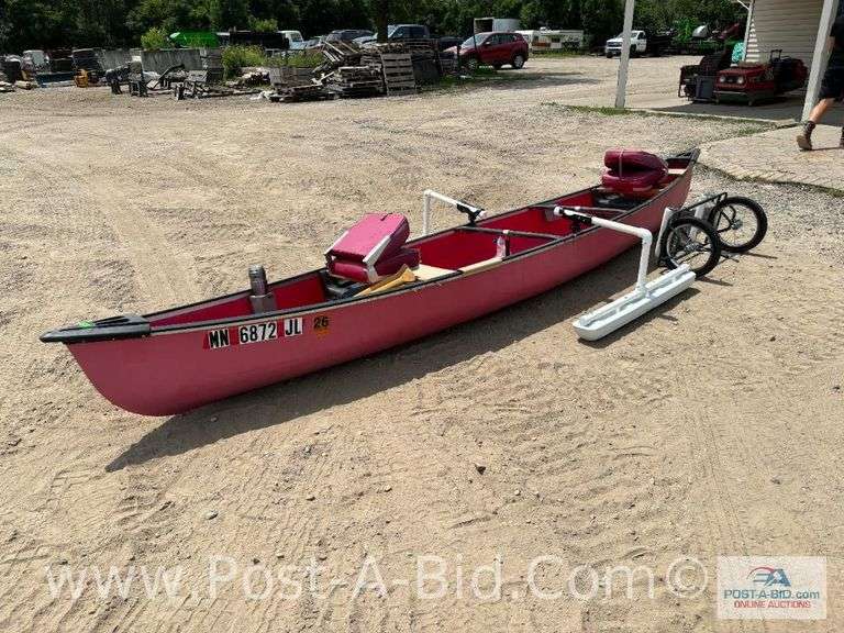 2000 Coleman 17' Canoe With Floats, Seats, Dolly And Paddles, MN