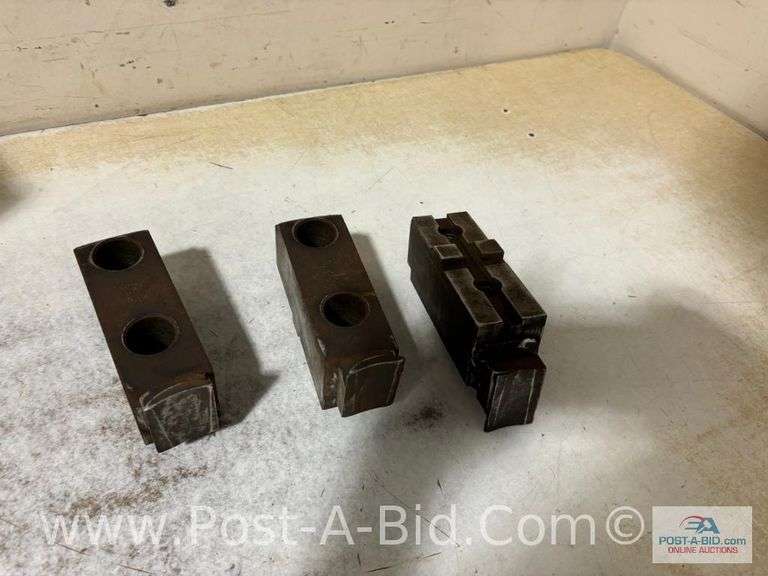 1 Set Of 3 Soft Jaws Cushman Used For 15" Chuck 05-201457-08006.