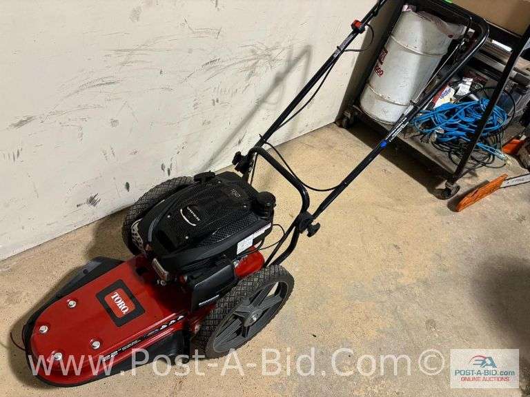 Toro Weed Whip - 160cc - 22" Cut, Owner Stated "Like New, Runs".