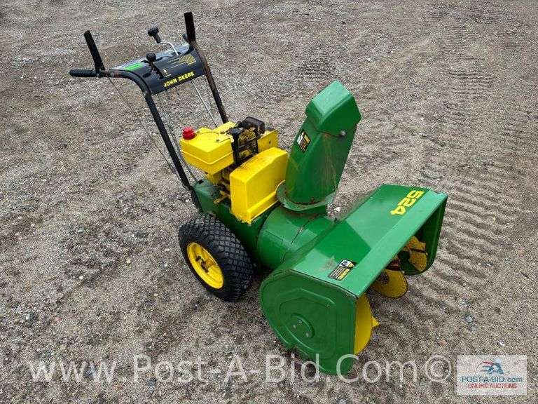 John Deere 5/24 Snowblower, Runs And Works.
