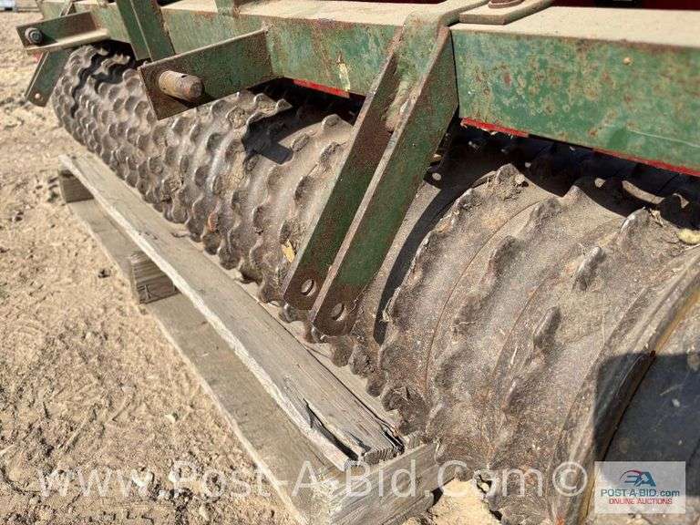 Brillion 64" Seeder, Owner Stated, "Works Great, Always Stored In