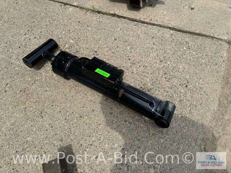 New Hydraulic Cylinder.