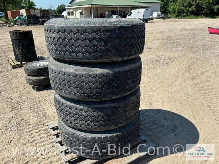4x Dunlop SP231 385/65R22.5 Super Singles, Owner Stated "Good Tre