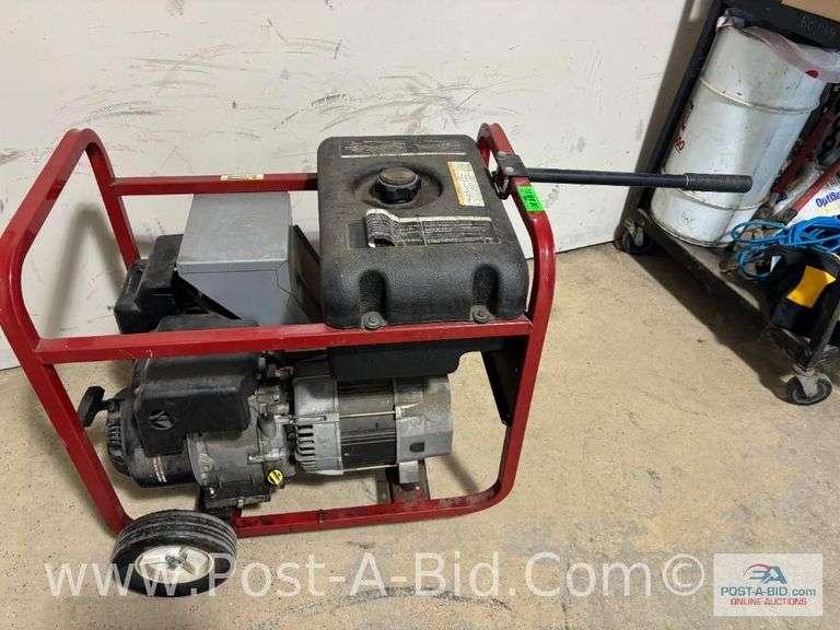 Generac 5000 Watt Generator, Briggs And Stratton Motor.