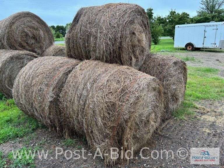 5-Grass Hay Round Bales, Twine Tie, 2024 Hay Season.