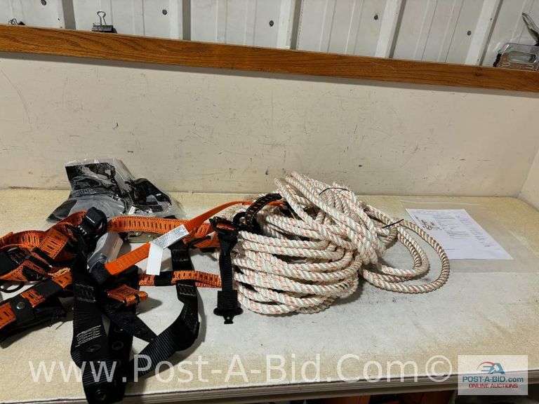 Malta Safety Harness And Rope, Owner Stated "Used Once".