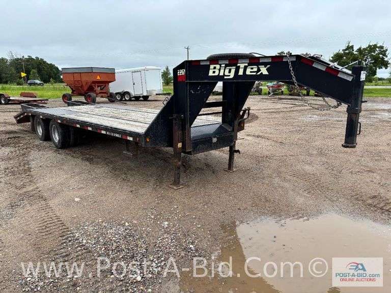 2016 Big Tex 25' Tandem Dual Wheeled Gooseneck Trailer, 20' Flat