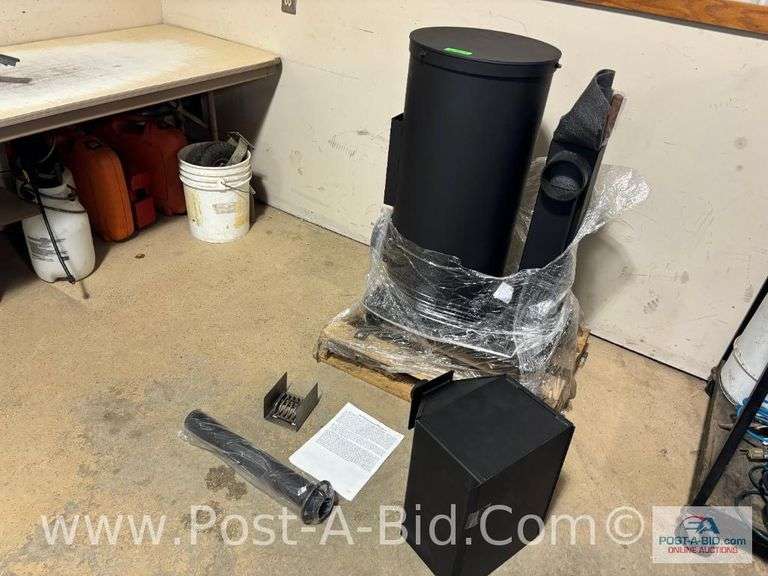 Liberator Rocket Heater Model RHM-2, With Pellet Hopper Ash Colle