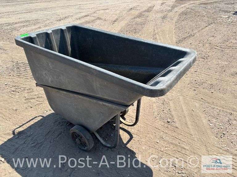 Rubbermaid 1006 HD Pump Cart 1/2 Cu. Yard Cap.
