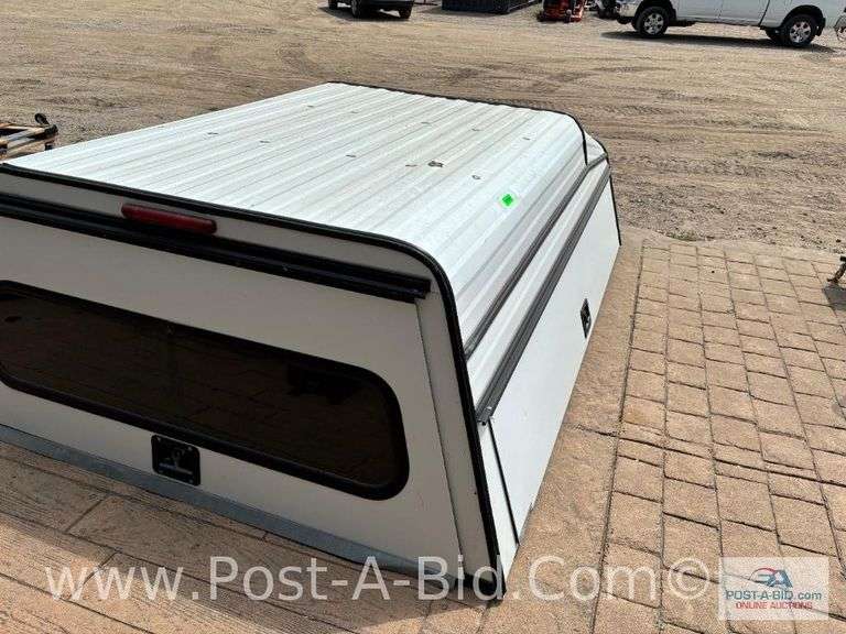 White Topper, Owner Stated "Came Off 2014 F150 No Keys, Left Side