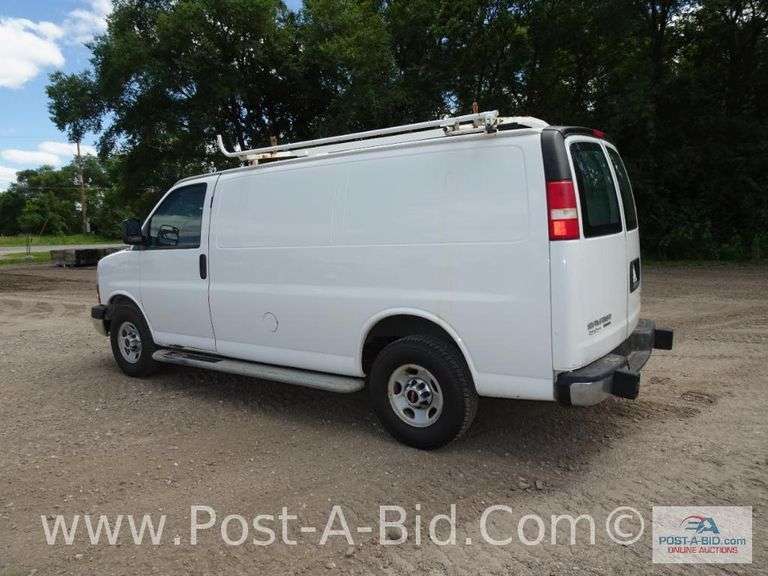2015 GMC Savana Cargo Van With 137,371 Miles, 4.8L Motor, PW, PL,