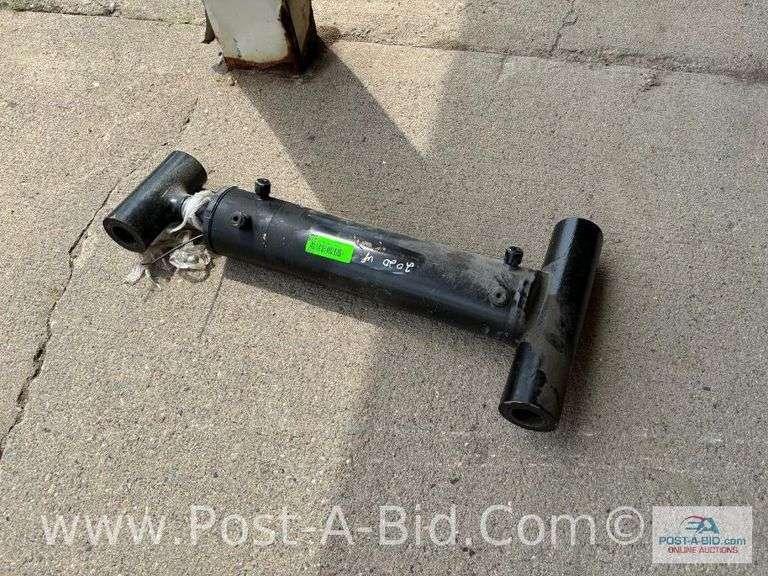 New Hydraulic Cylinder.