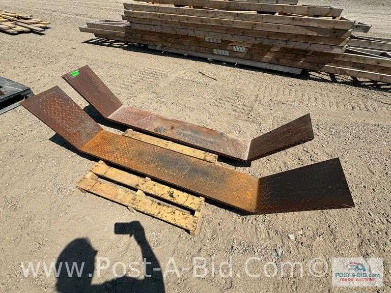 1 Set Tandem Axle Trailer Fenders, Steel.