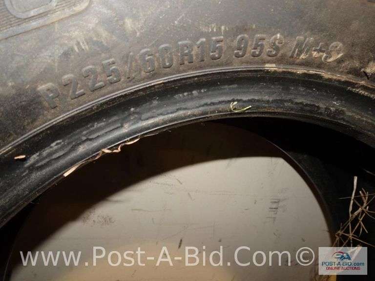 2x BF Goodrich Radial T/A P225/60R15 Tires.