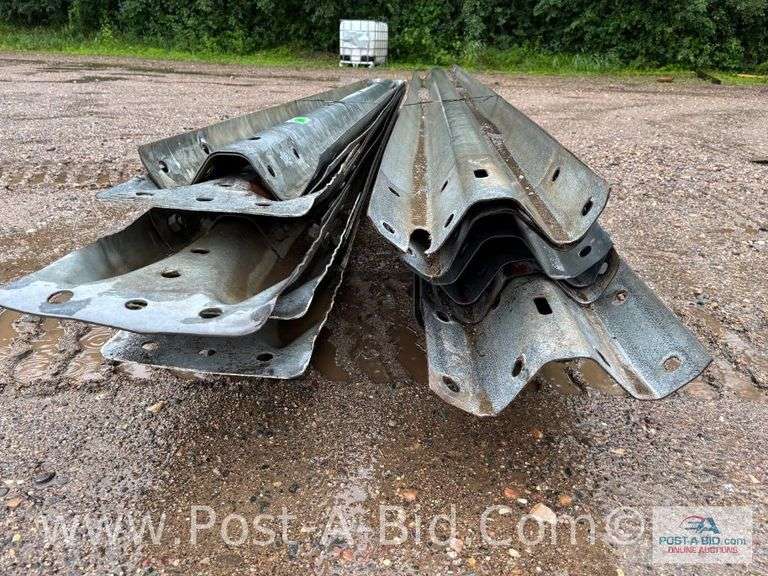 Approx. 20 Guardrail Sections, Approx. 13 1/2' Long Each.