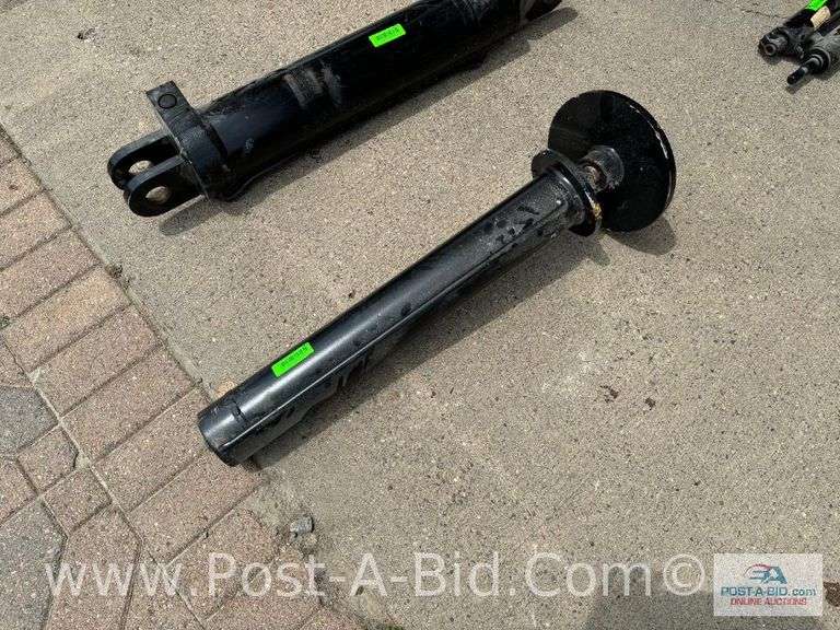 New Hydraulic Cylinder.