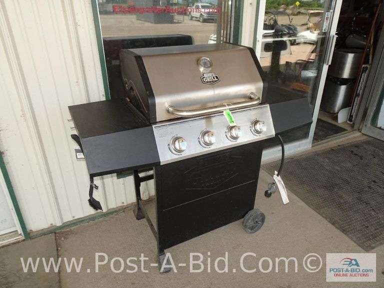 Expert 4 Burner Propane Grill, Works.